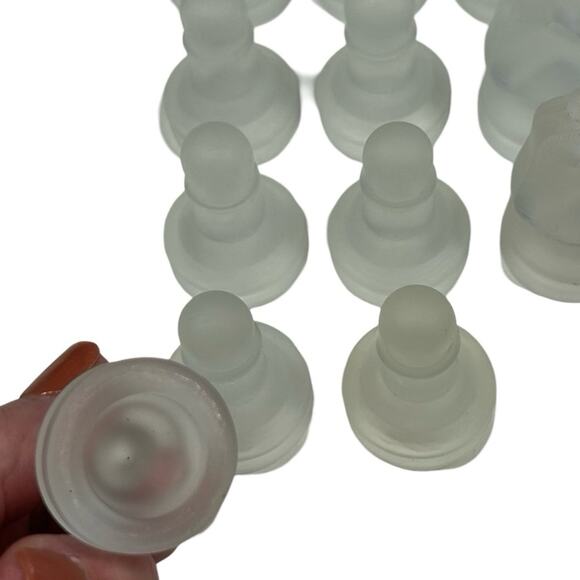 Single Lot of 12 Matching‎ Frosted Glass Chess Pieces Board Games Crafts Novelty - Picture 2 of 3